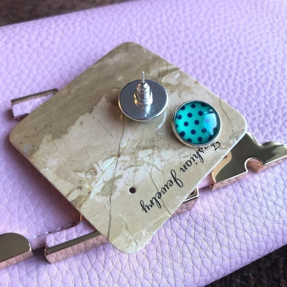 Handmade Dotted Stud Earrings - Picture 3 of 3